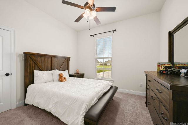 6461 Soaring Dr, Gonzales, LA 70737