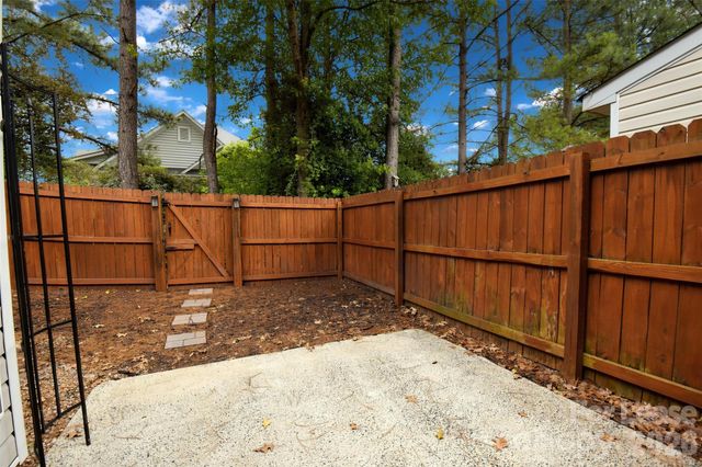 15469 Asterwind Court, Charlotte, NC 28277