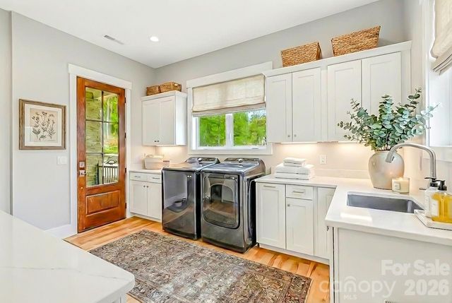 128 Saddle Ridge Drive, Alexander, NC 28701