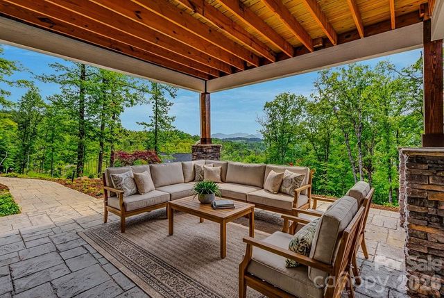 128 Saddle Ridge Drive, Alexander, NC 28701