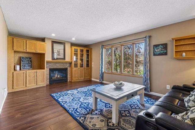 10916 Timberline Drive N, Champlin, MN 55316