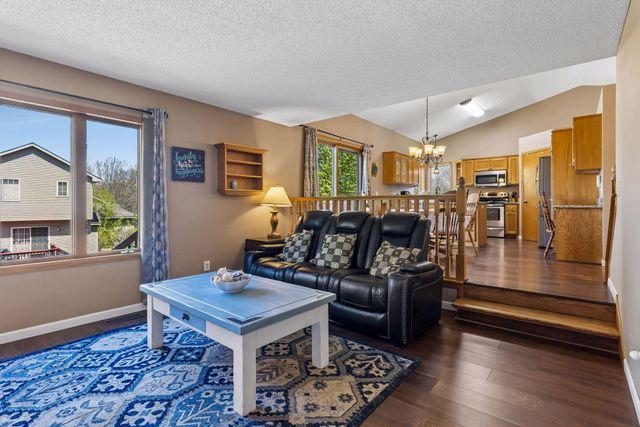 10916 Timberline Drive N, Champlin, MN 55316