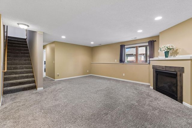 10916 Timberline Drive N, Champlin, MN 55316