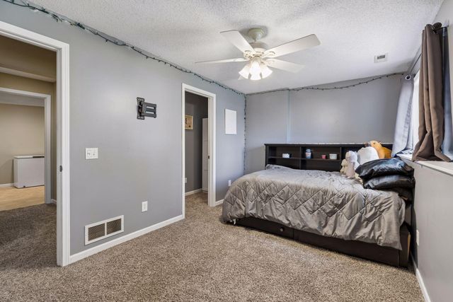 10916 Timberline Drive N, Champlin, MN 55316