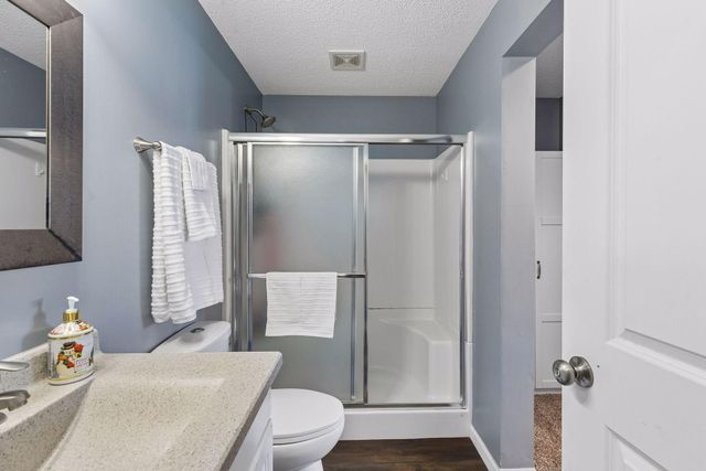 10916 Timberline Drive N, Champlin, MN 55316