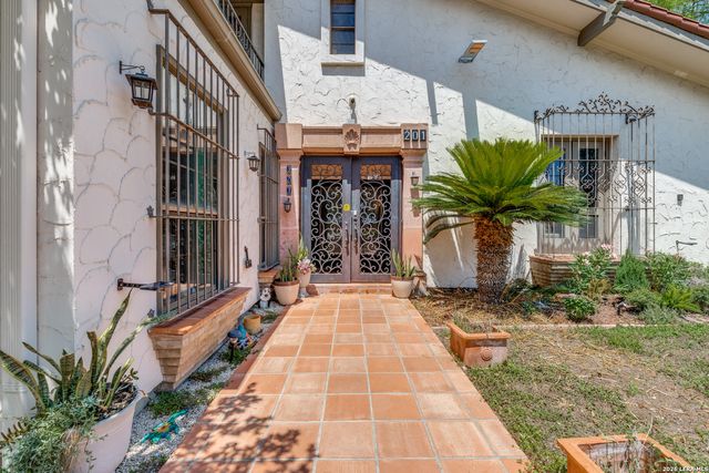 201 chattington ct, San Antonio, TX 78213