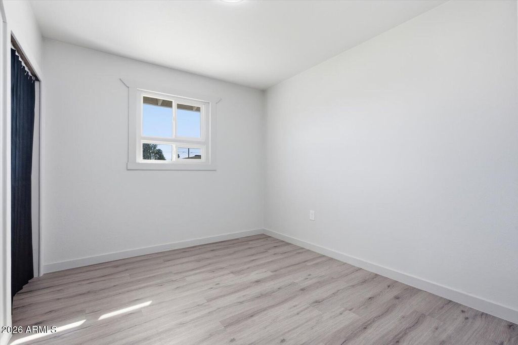 Image 11 of property listing at 2026 E ORANGE Street, Tempe, AZ 85281