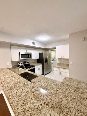 2600 S University Drive 224, Davie, FL 33328