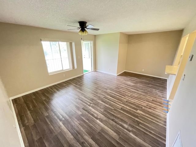 4717 Sable Pine Circle D2, West Palm Beach, FL 33417