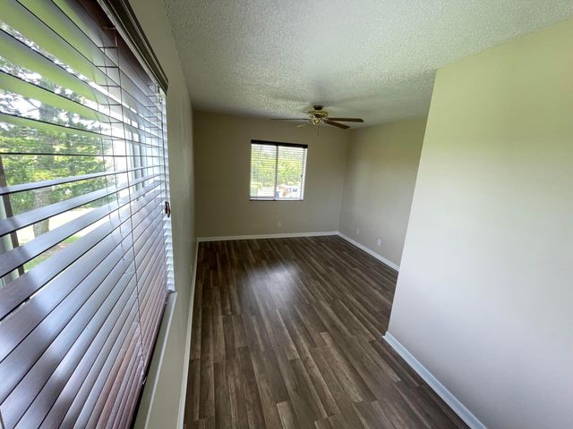 4717 Sable Pine Circle D2, West Palm Beach, FL 33417