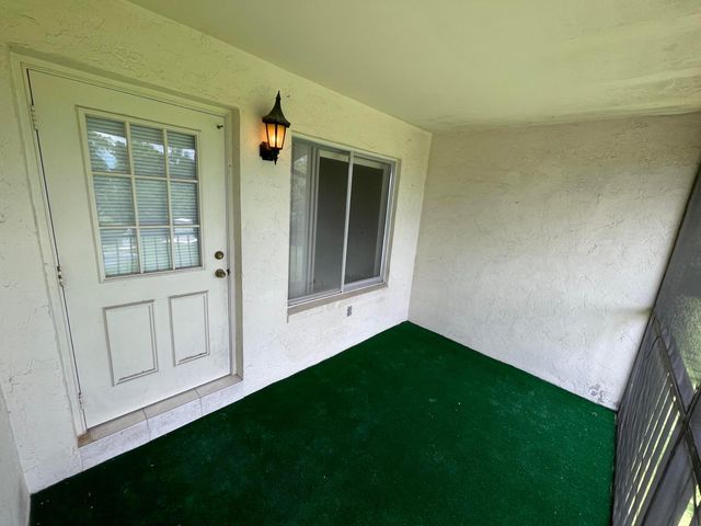 4717 Sable Pine Circle D2, West Palm Beach, FL 33417