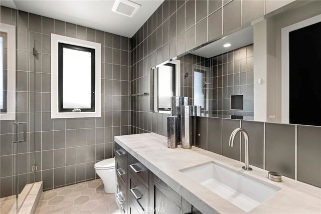 11 Thurston Drive, Coto De Caza, CA 92679