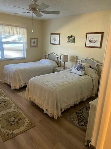 910 S South Drive A, Delray Beach, FL 33445