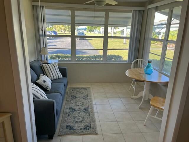 910 S South Drive A, Delray Beach, FL 33445