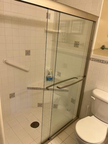 910 S South Drive A, Delray Beach, FL 33445