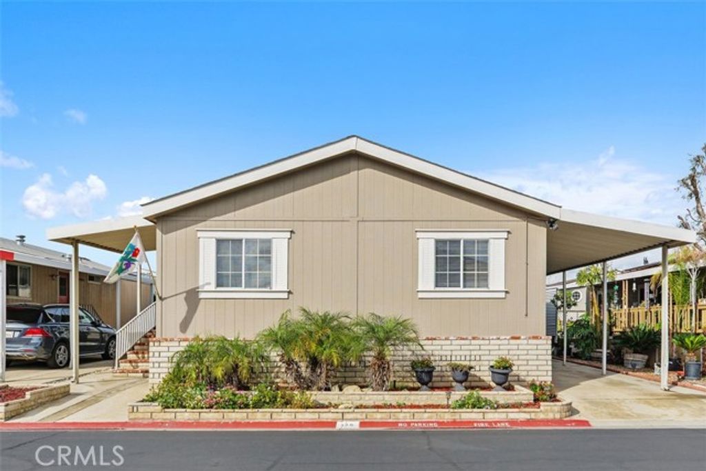 1456 E Philadelphia St Spc 176, Ontario, CA 91761
