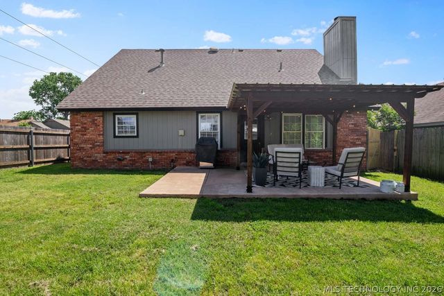 9322 S 66th East Avenue, Tulsa, OK 74133