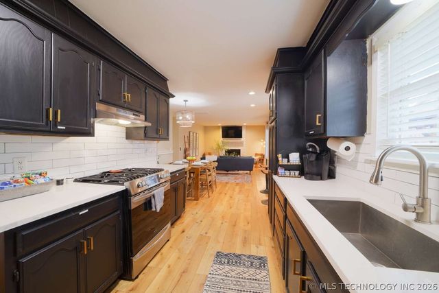 9322 S 66th East Avenue, Tulsa, OK 74133