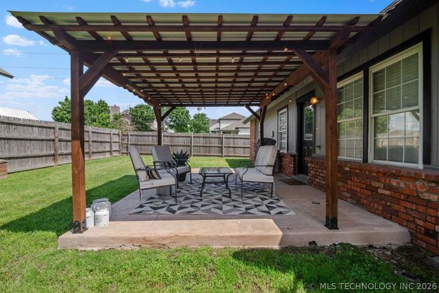 9322 S 66th East Avenue, Tulsa, OK 74133