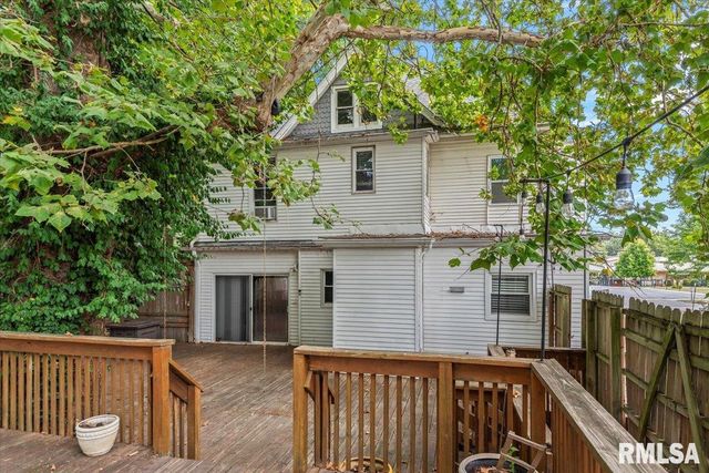 125 WESTMINSTER Street, Jacksonville, IL 62650