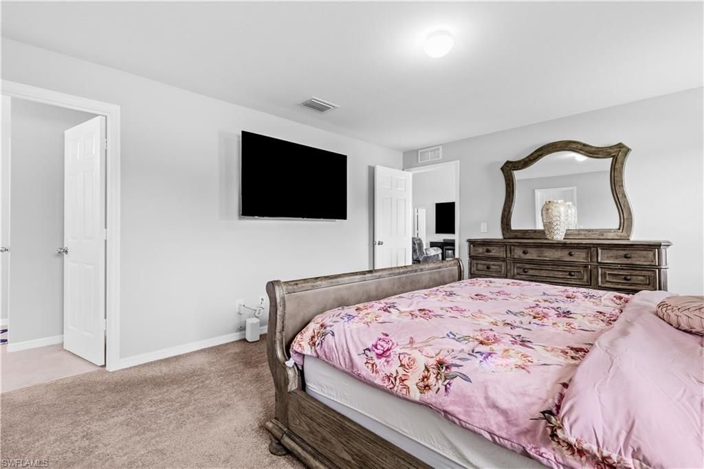 Image 22 of property listing at Address unavailable.
