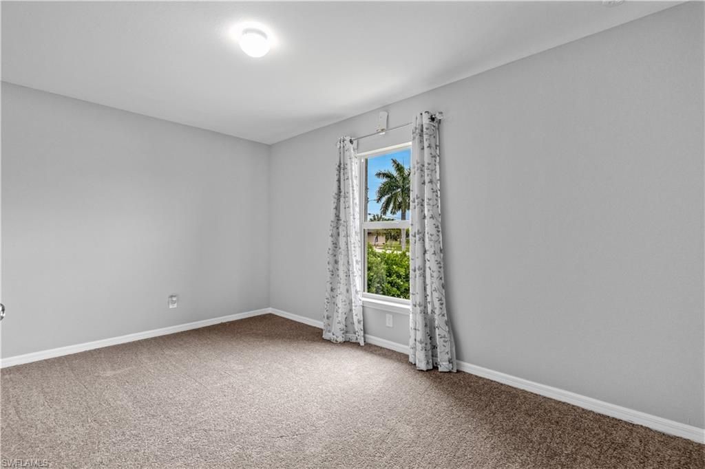 Image 25 of property listing at Address unavailable.