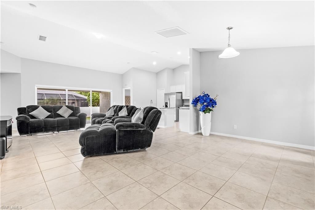 Image 27 of property listing at Address unavailable.