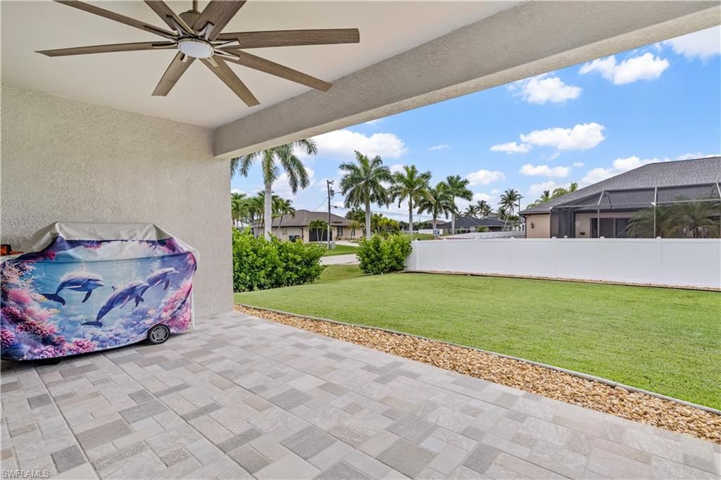 Image 28 of property listing at Address unavailable.