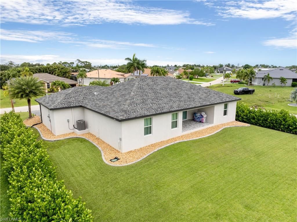 Image 32 of property listing at Address unavailable.