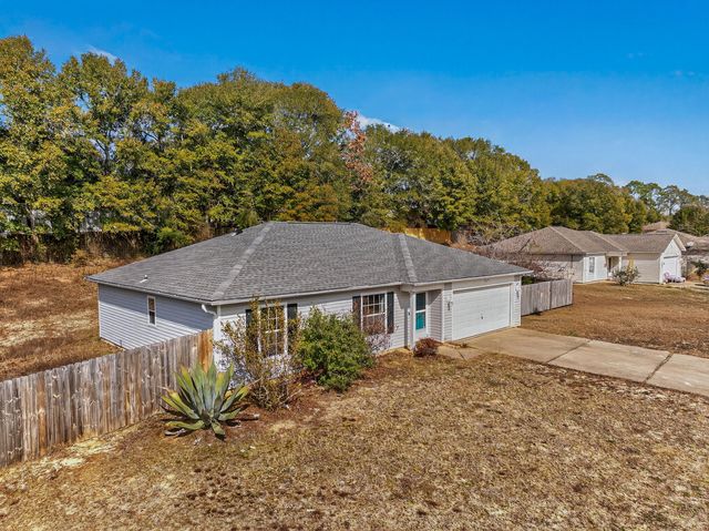 209 Cabana Way, Crestview, FL 32536