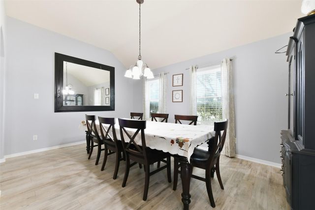 2002 Water Oak Drive, Pearland, TX 77581