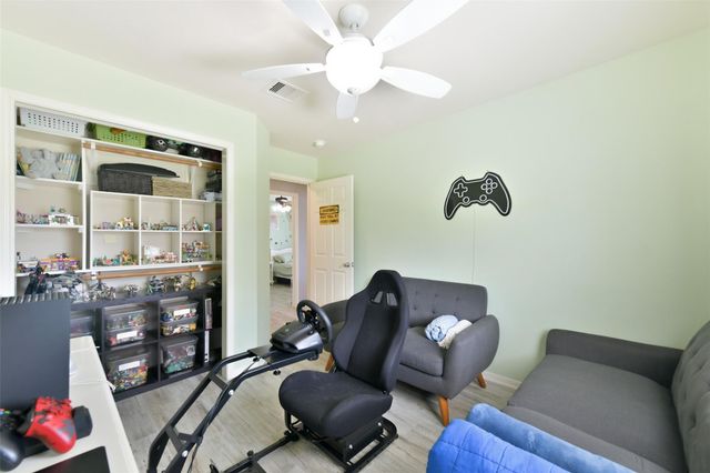 2002 Water Oak Drive, Pearland, TX 77581