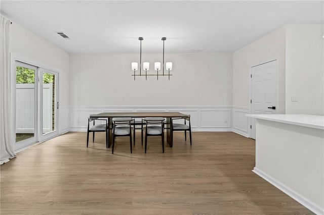 386 Creek Manor Way, Suwanee, GA 30024