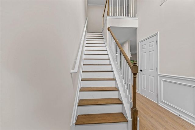 386 Creek Manor Way, Suwanee, GA 30024