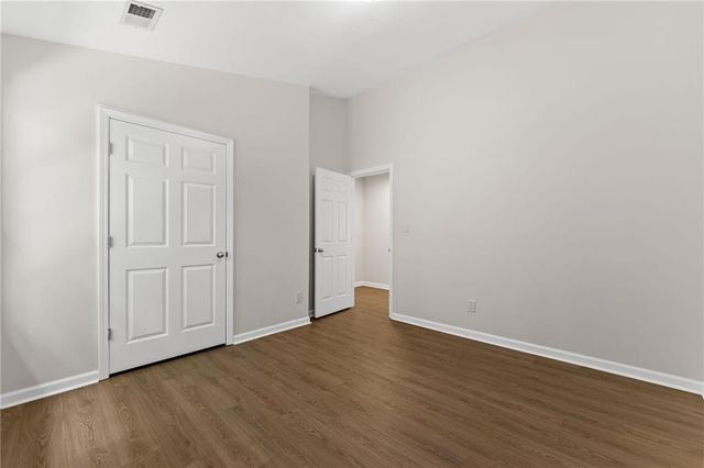 386 Creek Manor Way, Suwanee, GA 30024