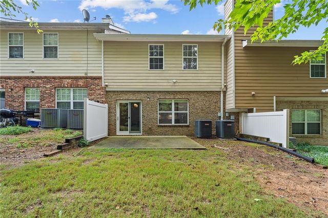 386 Creek Manor Way, Suwanee, GA 30024