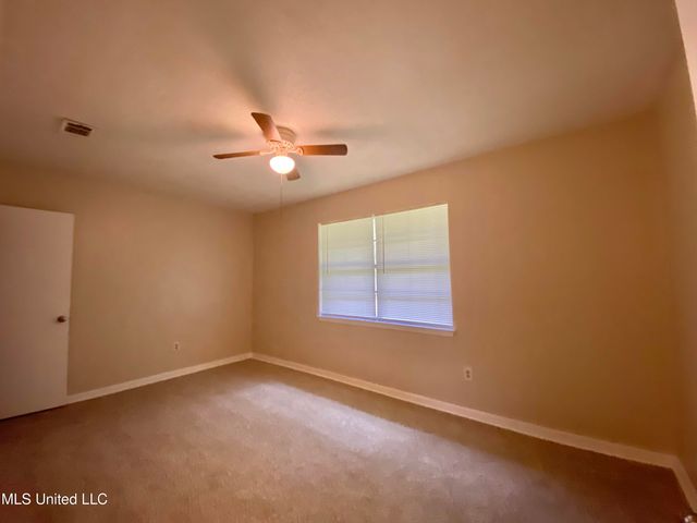 4316 Knowlcrest Drive, Moss Point, MS 39562