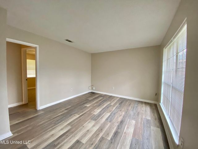 4316 Knowlcrest Drive, Moss Point, MS 39562