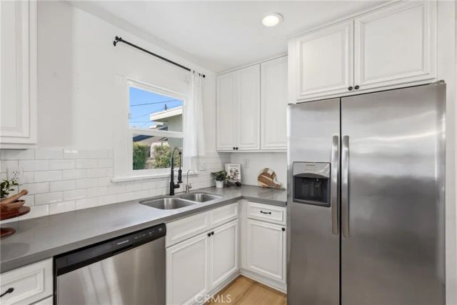 223 Chestnut Avenue, Los Angeles, CA 90042