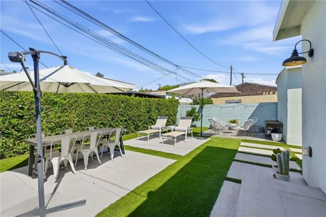 223 Chestnut Avenue, Los Angeles, CA 90042