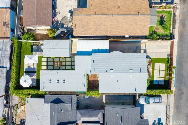 223 Chestnut Avenue, Los Angeles, CA 90042