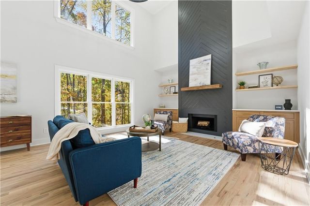 435 Lake Point Trace, Canton, GA 30114