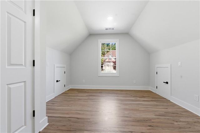 435 Lake Point Trace, Canton, GA 30114