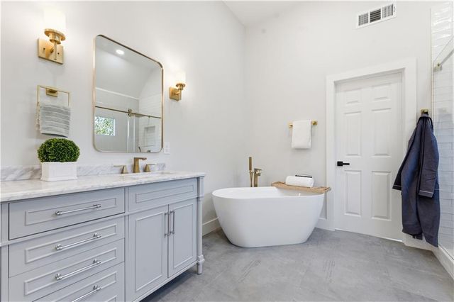 435 Lake Point Trace, Canton, GA 30114