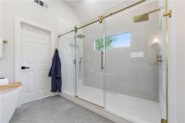 435 Lake Point Trace, Canton, GA 30114