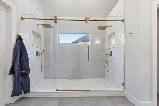 435 Lake Point Trace, Canton, GA 30114