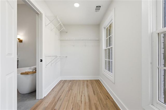 435 Lake Point Trace, Canton, GA 30114