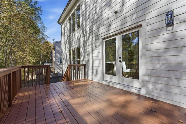 435 Lake Point Trace, Canton, GA 30114