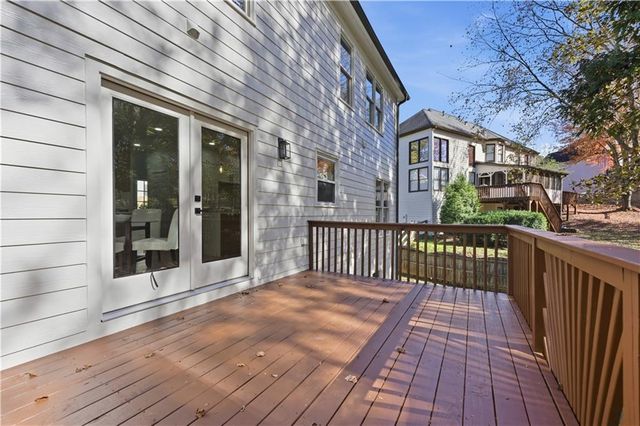 435 Lake Point Trace, Canton, GA 30114