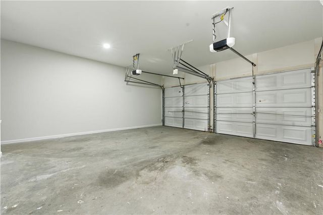 435 Lake Point Trace, Canton, GA 30114